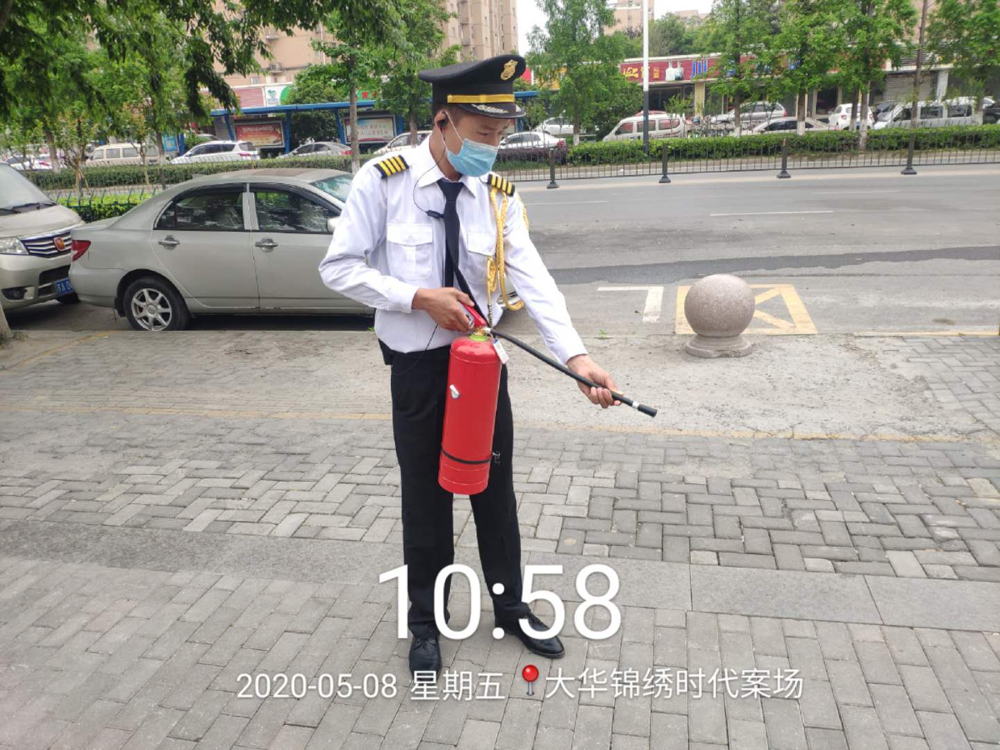 教你怎样使用和维护灭火器材